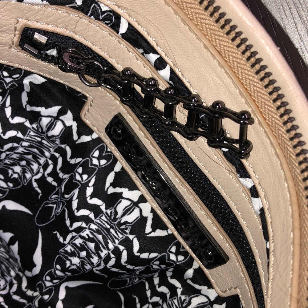 Thomas Wylde Scorpion cream bag - Picture 9 of 12